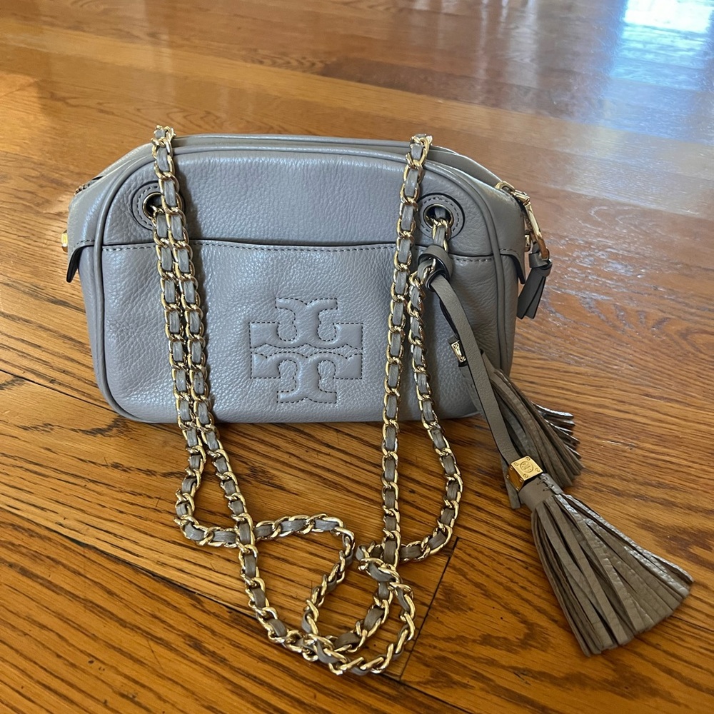 Tory burch leather purse